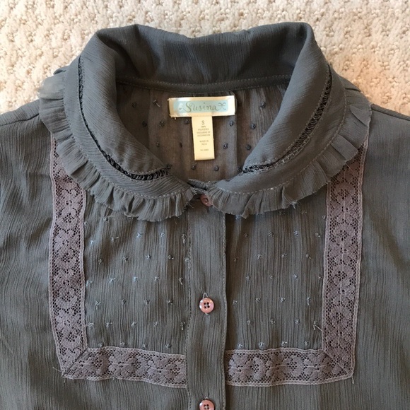 Delicate top - Picture 3 of 3